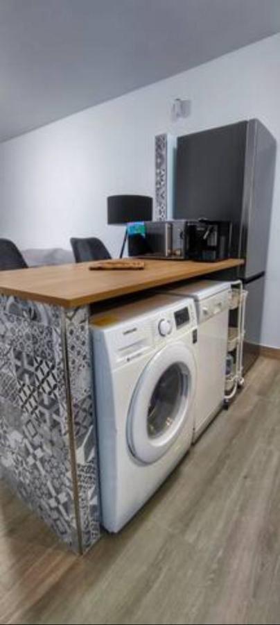 Planta Baja En Barrio Pesquero De Santa Lucia Apartment Cartagena Luaran gambar